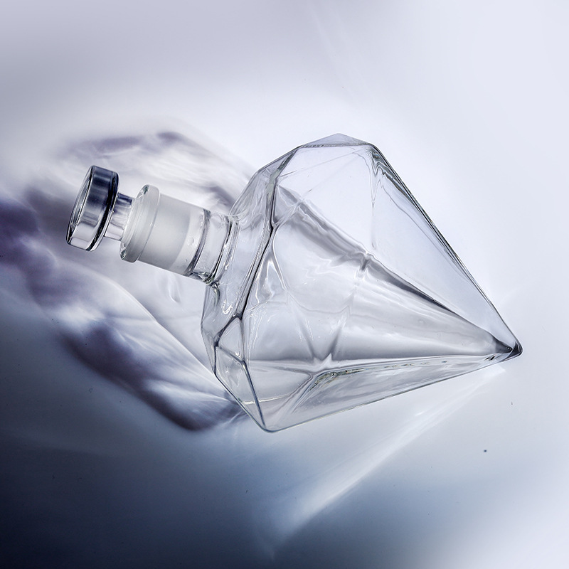 Diamond-Cut Whiskey Decanter 8 - Glass Decanter Whiskey ulasan dan harga